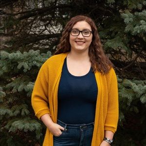 Meet your Posher, Hannah